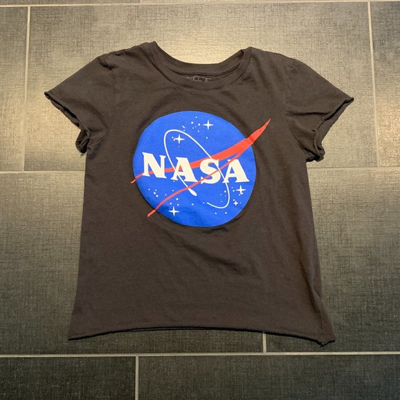 Freeze 'NASA' Raw Edge Hem Crop Graphic Tee - Picture 3 of 8